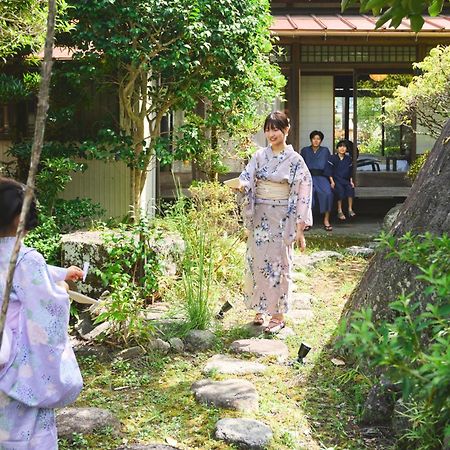 温泉付きの一軒家を借りよう Beppu Exterior foto
